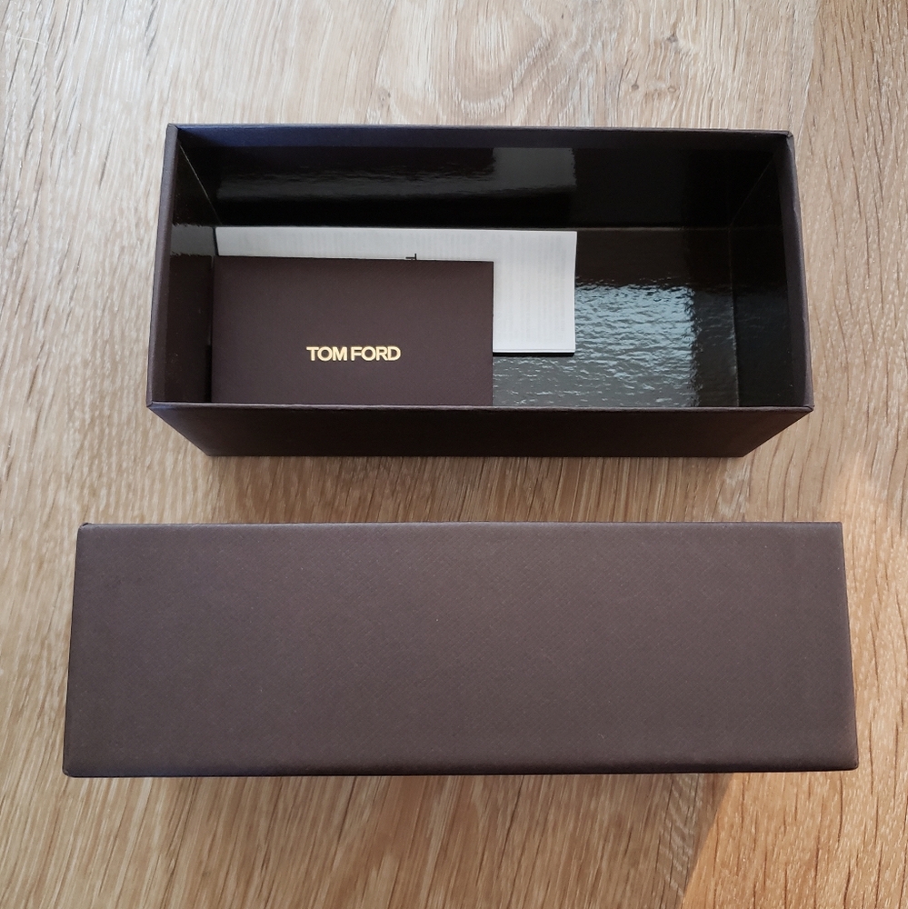 Tom Ford empty sunglass case box - Picture 2 of 10